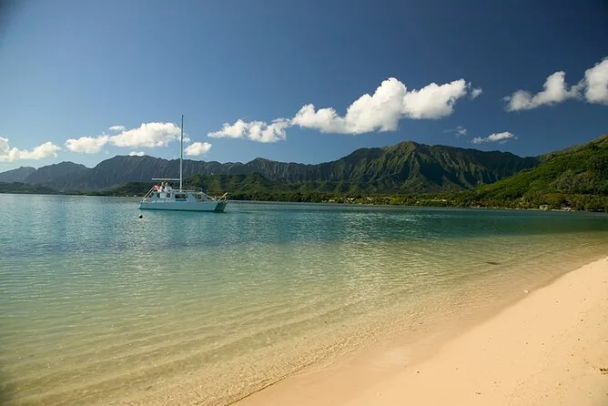 Secret Island Strand bei Kualoa Ranch